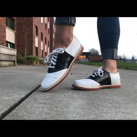 saddle shoes near me